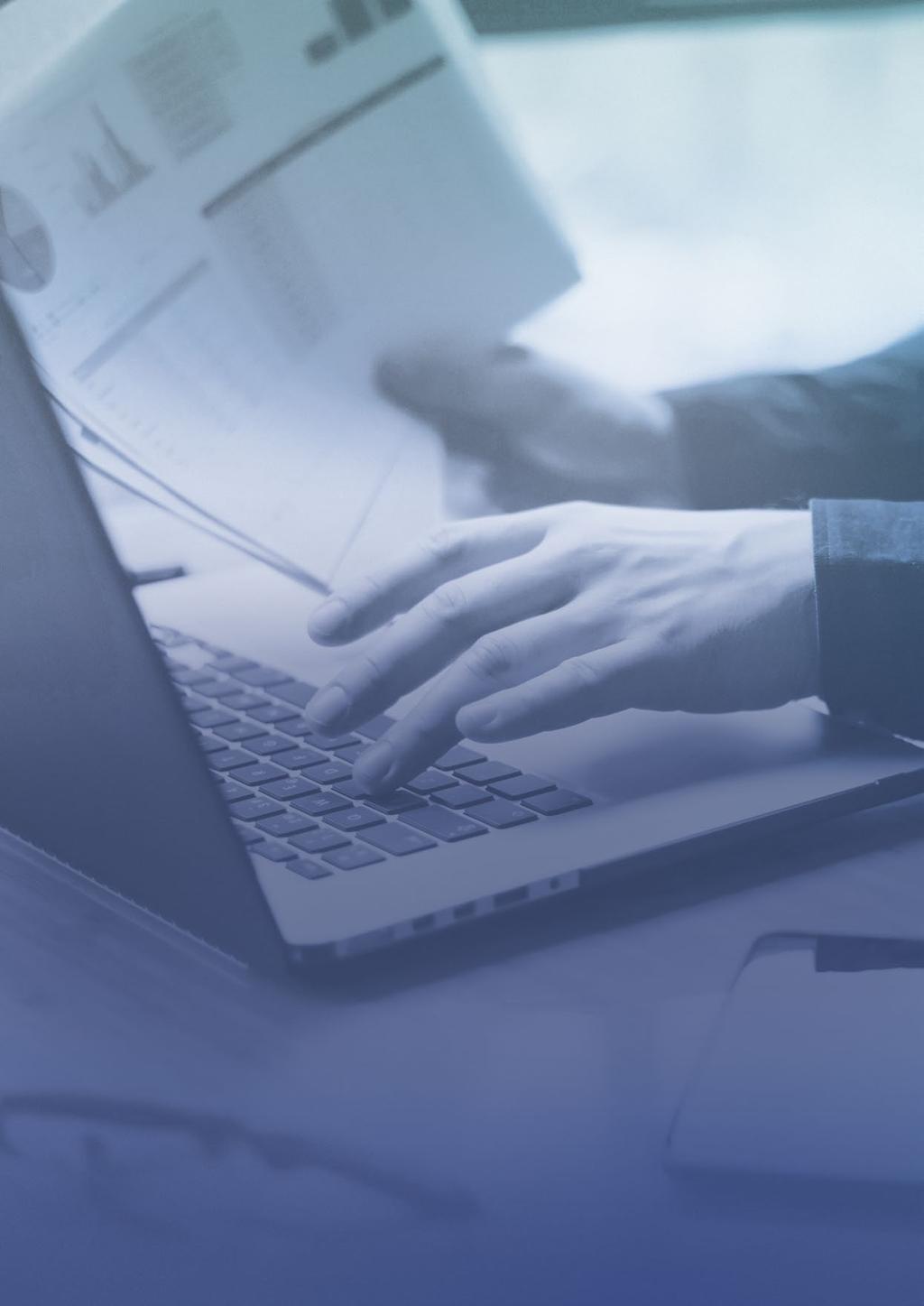 PRODUKTY I USŁUGI OFEROWANE PRZEZ GRUPĘ COMARCH W 2016 ROKU Comarch jest producentem innowacyjnych systemów informatycznych dla kluczowych sektorów gospodarki: telekomunikacji, finansów i bankowości,