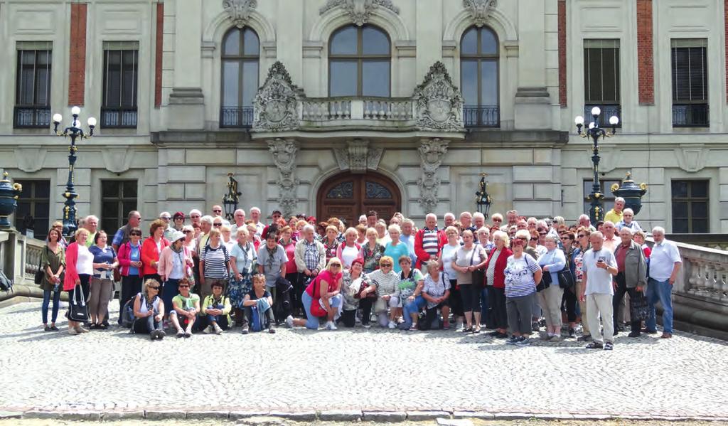 EUROREGIONÁLNÍ SETKÁNÍ SENIORŮ V rámci jedné z aktivit projektu RA- ZEM, realizovaného sdružením Region Beskidy v partnerství s českým sdružením Region Beskydy se 13.