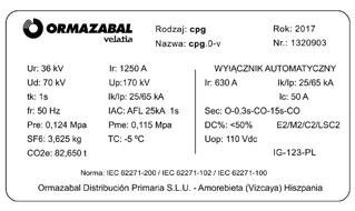 14 Specyfikacja techniczna Instrukcja obsługi 2.1.1 Tabliczka znamionowa Każdy model jest wyposażony w tabliczkę znamionową, która zawiera niektóre z niżej wymienionych parametrów elektrycznych typowych dla danej rozdzielnicy: Rysunek 2.