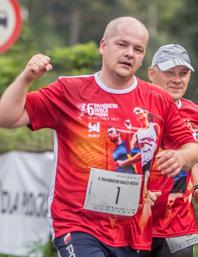 Andrzej Nowakowski Prezydent Płocka Szanowni Państwo! Płock stawia na sport. Amatorski, wyczynowy, rekreacyjny. Każdy. Lubimy rywalizować i przede wszystkim dobrze się bawić.