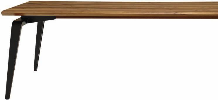 Lampa zewnętrzna SOUS MON ARBRE Design Florian Brillet. Oświetlenie zewnętrzne o organicznym kształcie, upodabnia się do dużego kwiatu, stając się źródłem światła, gdy nadchodzi zmierzch.