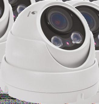 Kamery posiadają obiektywy o stałej i zmiennej ogniskowej, w tym motozoom z autofocusem, pozwalające na dostosowanie pola widzenia do potrzeb obserwowanego obiektu. KOMPREJA H.