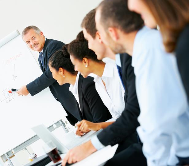USŁUGI AUTOMOTIVE SOLUTIONS Szkolenia, coaching, consulting w obszarze pojazdów nowych, używanych oraz after-sales Wsparcie procesów sprzedaży i zarządzanie