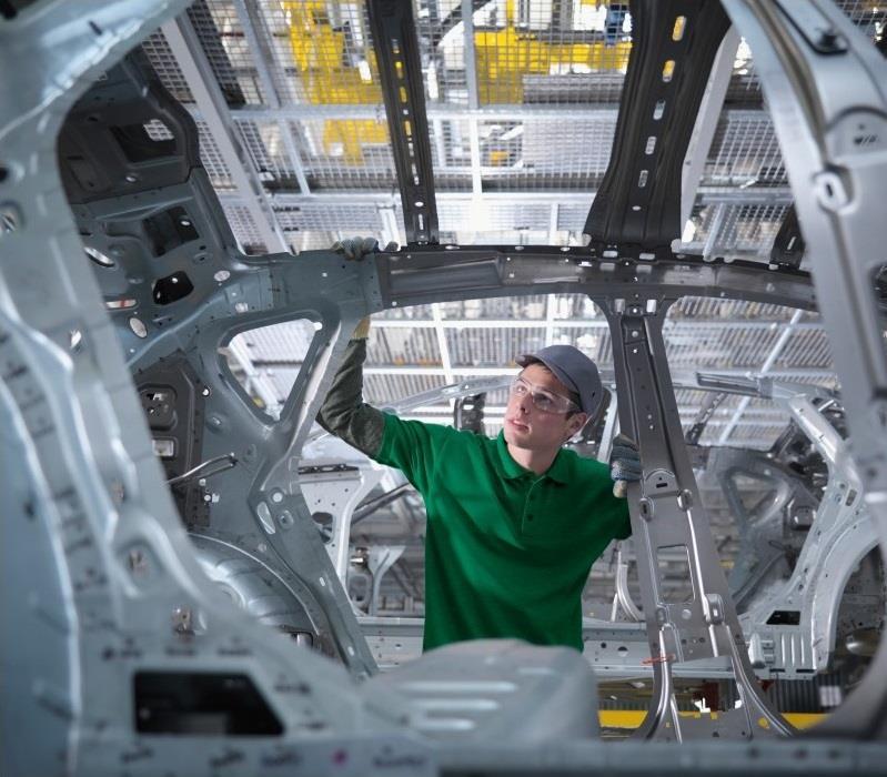 ASSURANCE SERVICES DLA BRANŻY AUTOMOTIVE Wsparcie ekspertów DEKRA w procesie rozwiązywania problemów Wsparcie w operacyjnym zarządzaniu jakością wyrobów, procesem produkcji i
