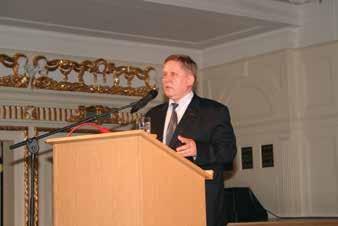 To w jego gabinecie odbywały się pierwsze spotkania z przewodniczącym Komitetu Organizacyjnego Izby doc. dr. inż.