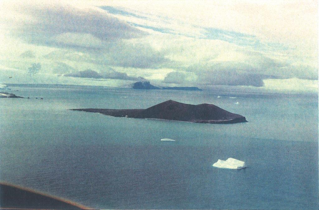Arctowski Station, King George Island, South Shetland Islands, West Antarctica. From left to right: W. Parzygnat (chief pilot, mechanic), K. Rolnicki, K. Birkenmajer (expedition leader), A.K. Tokarski (photo by K.