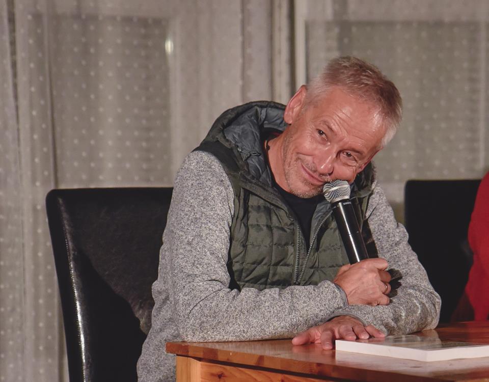 PROJEKTOWANIE DZIAŁAŃ: przykłady: spotkania literackie Najmocniejszym