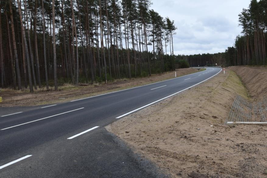 Obwodnica Rzepina gotowa! (29.01.2018) Ponad 9 mln zł kosztowała budowa obwodnicy Rzepina, która ułatwia podróżującym komunikację z autostradą A2 i skraca czas dojazdu np. do stolicy.