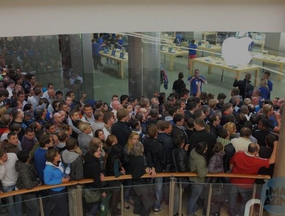 i sprzedała się sama. W ujęciu idealnym rezultatem marketingu ma być klient, który jest gotów kupić.