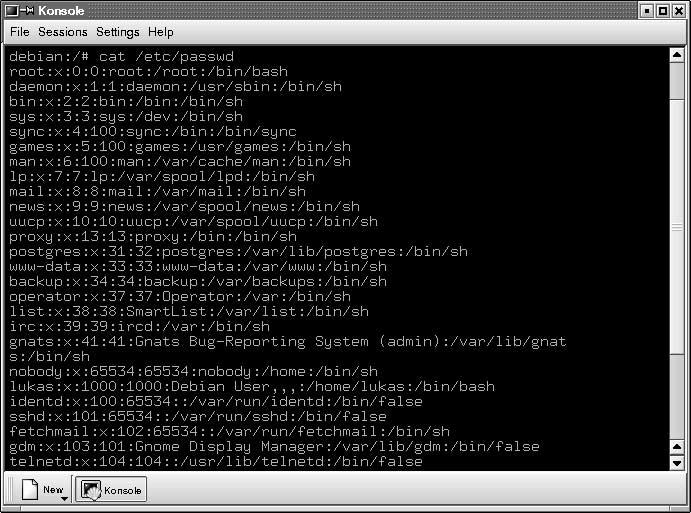 38 Debian Linux. Ćwiczenia Rysunek 2.3. Edycja pliku /etc/passwd Zależnie od tego, jaka powłoka ma być ustawiona jako domyślna, należy podać jej nazwę i zatwierdzić polecenie klawiszem Enter. 2. Aby powłoka została zmieniona na dłuższy czas lub na stałe, należy również w tym celu posłużyć się konsolą.