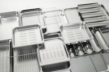 konwekcyjno-parowe Retigo Vision w rozmiarach 1011, 2011, 1221, 2021 można wykorzystać także w tzw. bankietowym systemie wydawania dań. Na talerzach przygotuj dania w stanie schłodzonym lub świeżym.