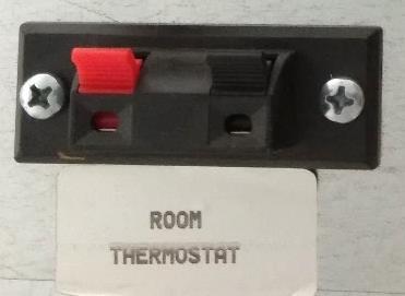 DHW SENSOR Podłączenie termostatu otoczenia.