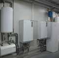 Część z zainstalowanych w halach pomp ciepła jest zasilana w energię elektryczną, produkowaną przez elektrownię słoneczną o mocy 100 kw.