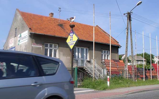 Murowany budynek typowy dla