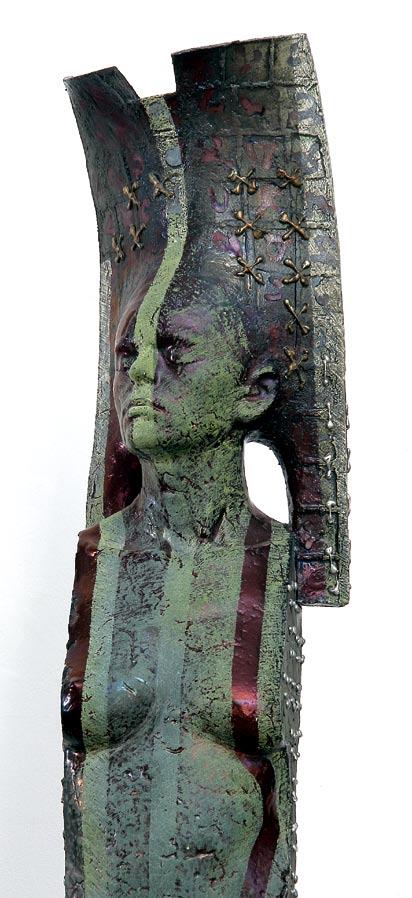 Zdobywca złotego medalu na 47 Międzynarodowym Konkursie Ceramiki Artystycznej, Faenza, Włochy (1991). Uczestnik plenerów ceramicznych Porcelana Inaczej w Wałbrzychu.