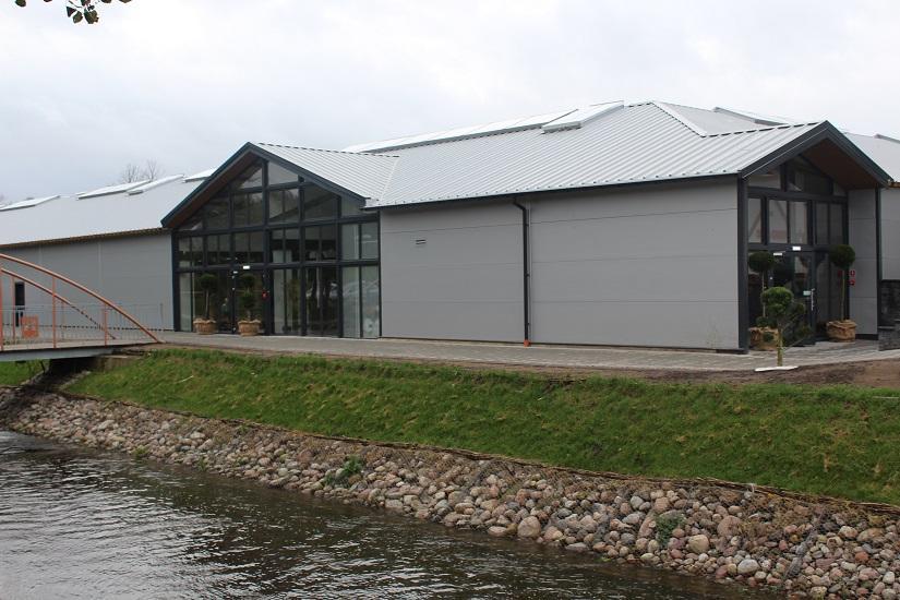 2500 m 2 