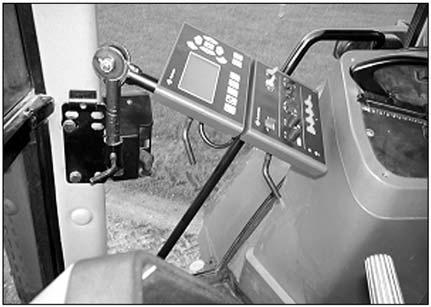 4-Uruchomienie opryskiwacza Połączenia elektryczne Zasilanie elektryczne Wymagane jest zasilanie prądem stałym 12 V. Kable łączące muszą mieć przekrój co najmniej 4.
