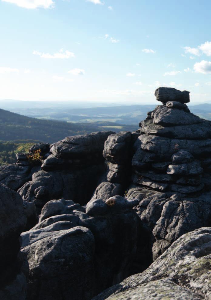 Przewodnik geomorfologiczno-turystyczny Góry Stołowe kraina zrodzona
