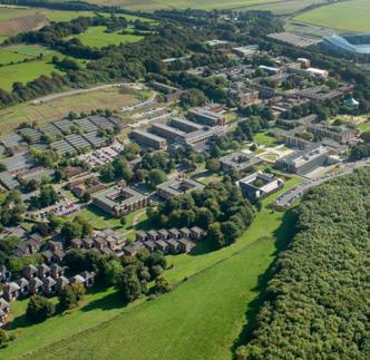 PRZYSZŁOŚĆ Z ANGIELSKIM UNIVERSITY OF SUSSEX, BRIGHTON, DLA OSÓB OD 15 DO 20 LAT Ten intensywny program nauki obejmujący 25 godzin lekcji w tygodniu jest specjalnie zaprojektowany dla młodych osób
