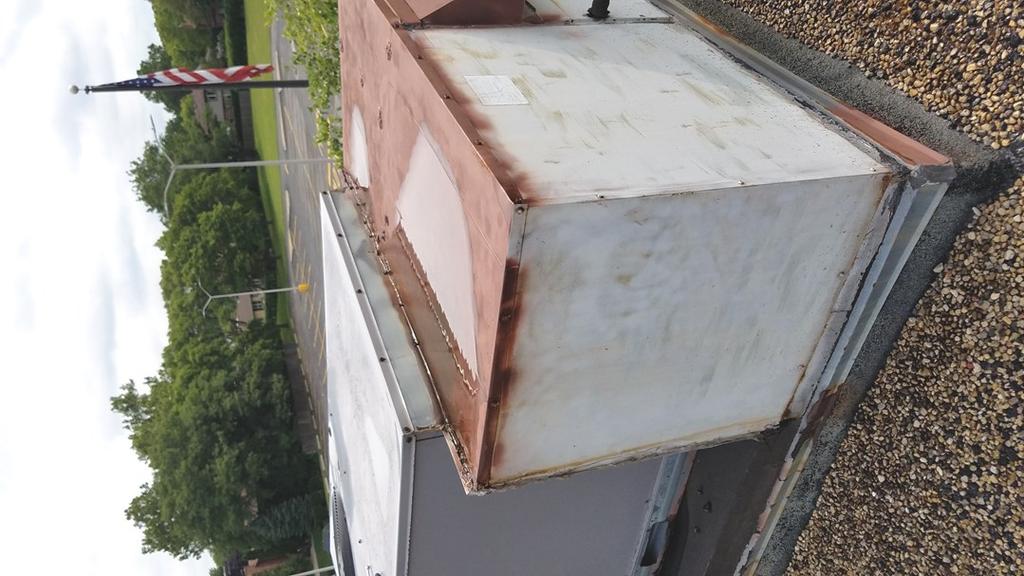 Jestem bardzo wdzięczny za hojne ofiary na nasze kolekty na remonty budynków parafialnych. W zeszłym roku fiskalnym, parafia ponownie przekroczyła budżet niedzielnych i świątecznych składek.