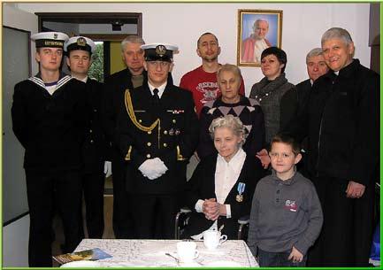 str. V/11/55 Wręczenie medalu Milito