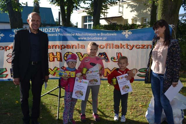 Na festynie nikt z pewnością nie mógł narzekać na nudę. Było to udane przedsięwzięcie cieszące się dużym zainteresowaniem całej społeczności szkolnej. 1 października 2017 r.