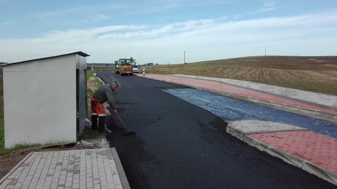 Konsekwentnie, z dużą starannością prowadzone są działania promujące grunty inwestycyjne oraz udoskonalające ofertę Gminy Brudzew (m.in. poprzez budowę i modernizację dróg dojazdowych, zwolnienia podatkowe, rozbudowę sieci wodociągowej itp.