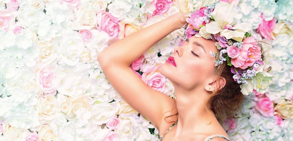 4 Perfume Collection féminin & maskulin Perfumy W starożytnym Egipcie wykorzystywano perfumy jako kanał komunikacji pomiędzy ludźmi a bogami.