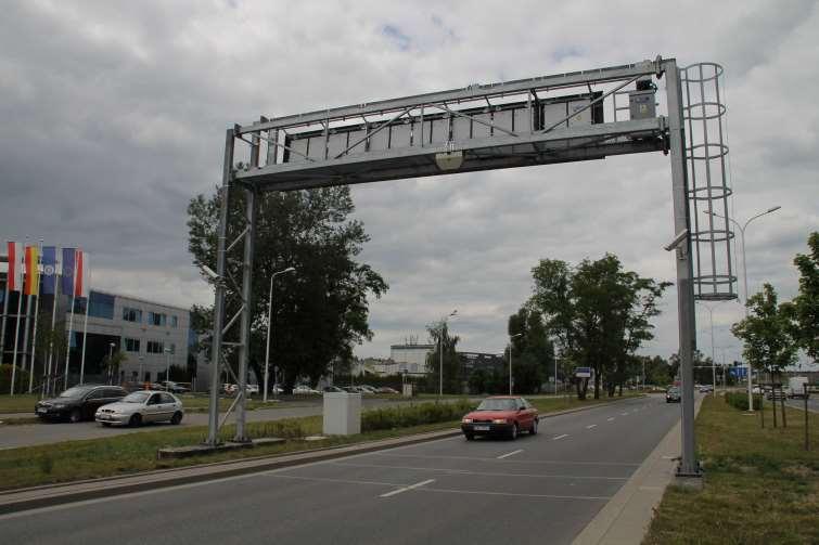 INTELIGENTNY SYSTEM MONITORINGU I