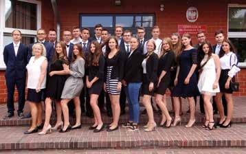 Mateusz Sokołowski, Katarzyna Żurawel Wychowawca: Marcin Wolny III D Klasa III C Gimnazjum Kobierzyce Natalia Auguścik, Piotr Cierczek,