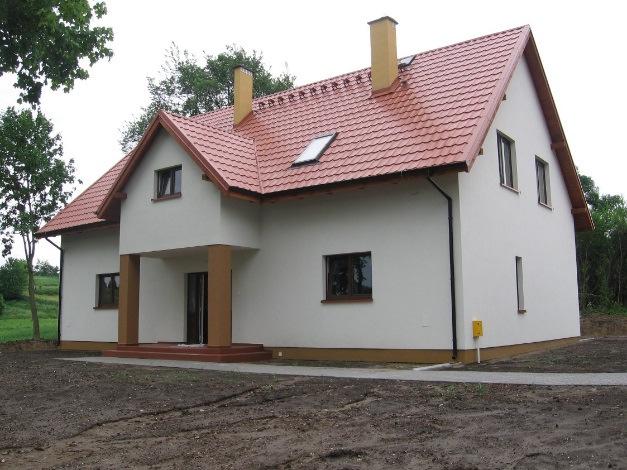 8 Przegląd kluczowych działań społeczno gospodarczych samorządu powiatu 8.4 Budowa boiska sportowego przy Specjalnym Ośrodku Szkolno Wychowawczym w Uśnicach Wartość inwestycji: 104 500,00 złotych 9.