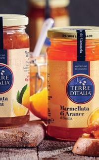 Wędzarnia Carrefour to ponad 25 rodzajów wędlin wędzonych na ciepło naturalnym dymem drzewnym oraz mięs pieczonych.