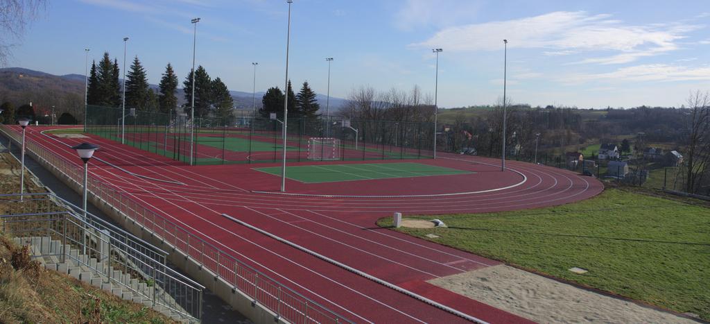 GMINA FRYSZTAK W ostatnich latach inwestycje Powiatu Strzyżowskiego na terenie gminy Frysztak dotyczyły modernizacji dróg i mostów, budowy chodników, wyposażenia jednostek powiatowych.
