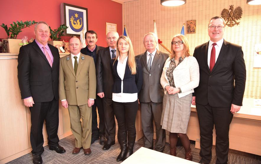 Nasz samorząd wielokrotnie był też Marek Jurzysta Przewodniczący Rady Powiatu Strzyżowskiego nagradzany na poziomie wojewódzkim i ogólnopolskim za realizację różnorodnych przedsięwzięć inwestycyjnych