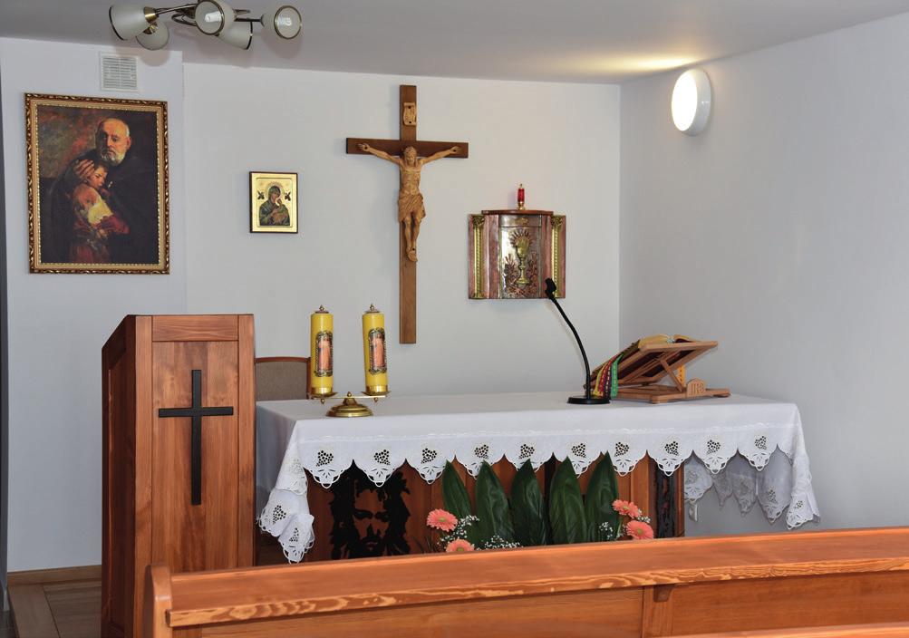 poprzez atrakcyjne praktyki i staże zagraniczne m.in. w Niemczech i Włoszech.