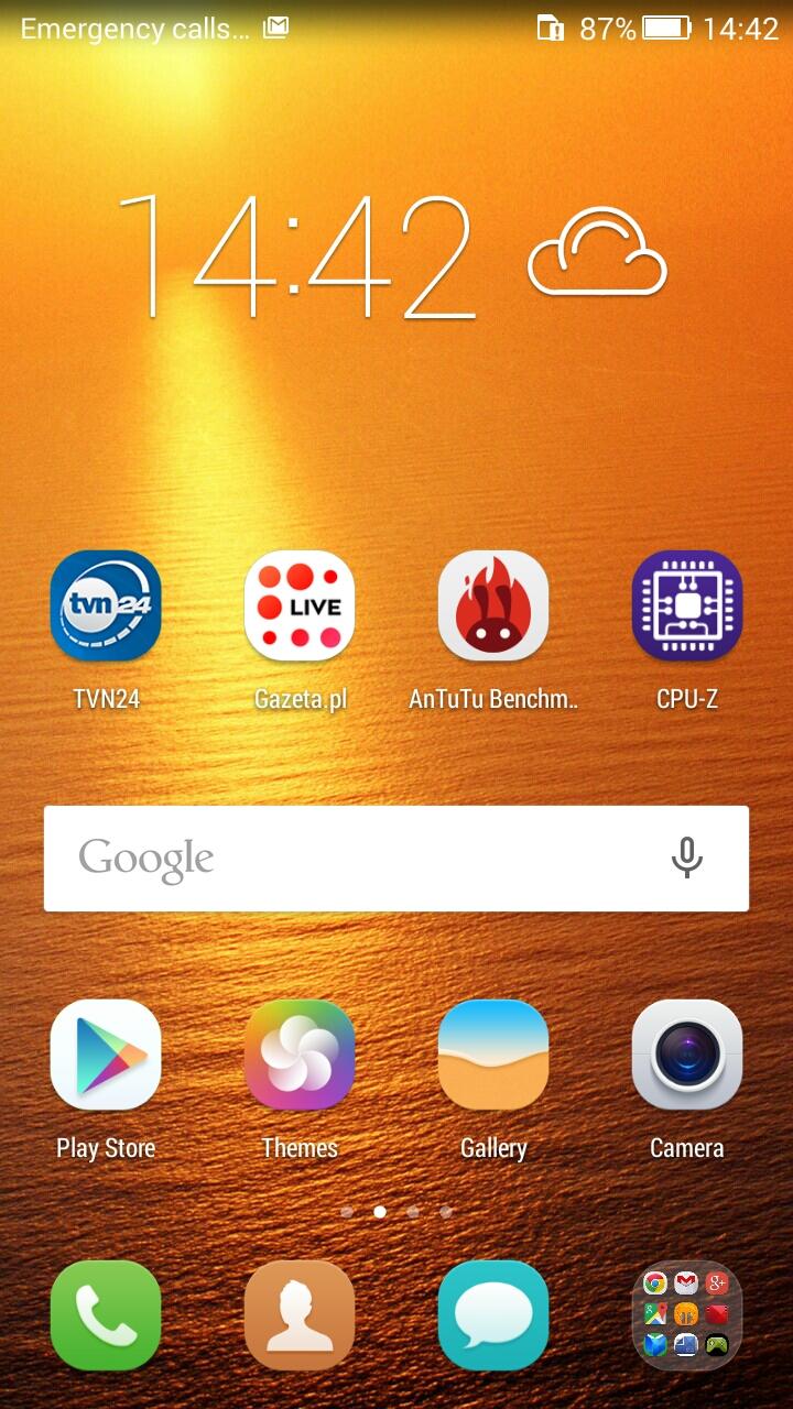 Bardzo ładną aplikację zegara Bardzo ładną aplikację pogody Dostęp do tematów graficznych menu Bardzo wygodną i ładną aplikację kalendarza Rozbudowaną aplikację do zarządzania smartfonem Phone