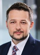 Pracowała nad sporządzaniem prospektów emisyjnych, obsługiwała spółki publiczne w zakresie wykonywania obowiązków informacyjnych oraz uczestniczyła w realizacji projektów z zakresu implementacji