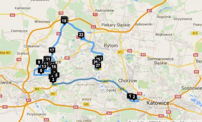 trasa zostaje ułożona w kółko od bazy (pierwszego punktu) wszystkie punkty są odwiedzone tylko raz, kierowca powraca do bazy, trasa zostaje ułożona od A do Z od bazy (pierwszego punktu) do ostatniego