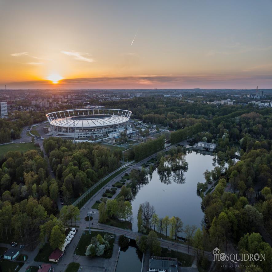 STADION ŚLĄSKI 1 NAJWIĘKSZA W POLSCE ARENA LEKKOATLETYCZNA (KATEGORIA I WEDŁUG IAAF) STADION ŚLĄSKI został ponownie otwarty po modernizacji 1 października 2017 r.