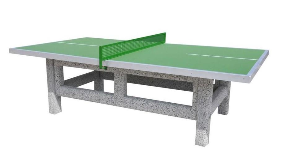 a) Betonowy stół do gry w tenisa stołowego Betonowy stół, przeznaczony na zewnątrz wykonany z wibrowanego betonu zbrojonego, blat do gry szlifowany, malowany farbą odporną na ścieranie, siatka