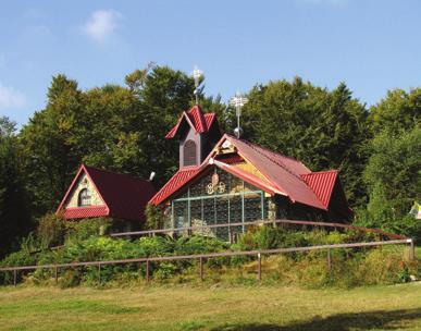 Kaplica na Groniu Jana Pawła II Kapliczka górnicza w Targoszowie Jest to niewielki i niepozorny obiekt małej architektury wzniesiony w XIX wieku, jako wotum za ocalenie górników.