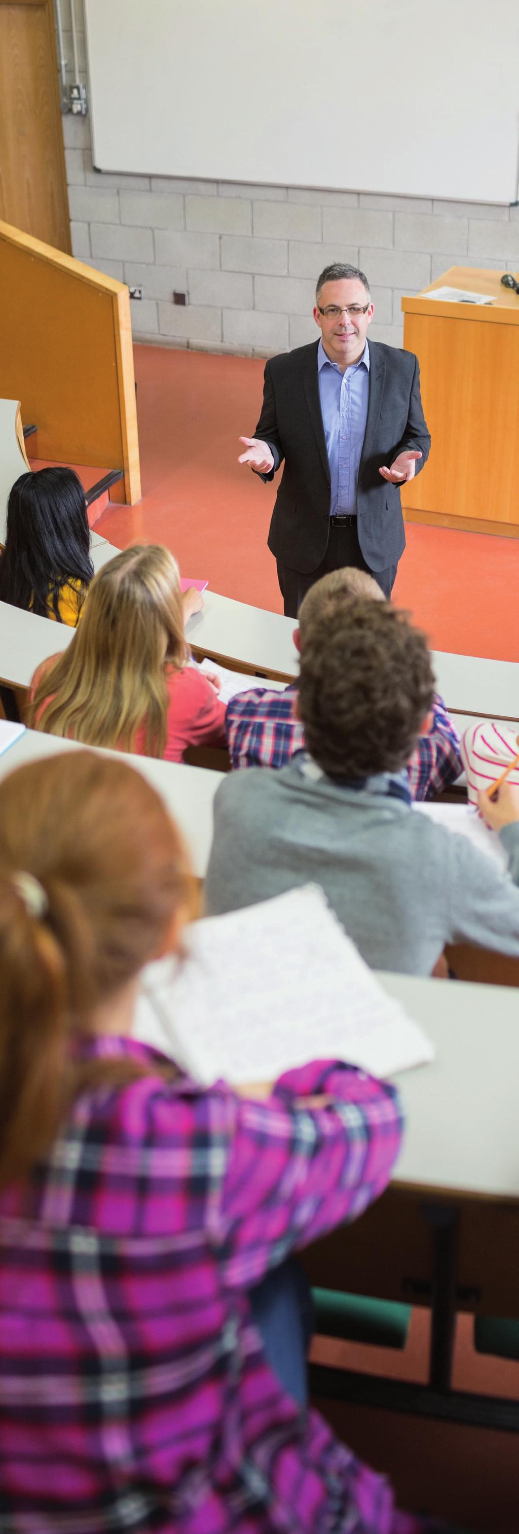 KOMPLEKSOWY SYSTEM DLA NOWOCZESNEJ UCZELNI Poznaj nasze rozwiązanie Comarch Smart Education Platform Zaprojektowaliśmy system z myślą o różnych wymaganiach uczelni wyższych.