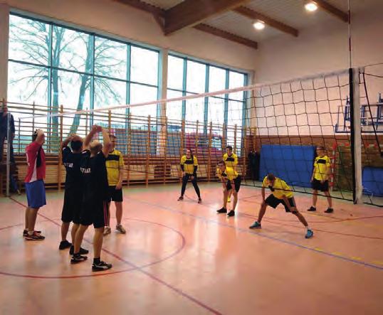 To wydarzenie, jak podkreślił na wstępie Wójt miało na celu wyłonienie mistrzów piłki siatkowej wśród strażaków, ale także aktywne spędzenie wolnej niedzieli, bo jak wiadomo