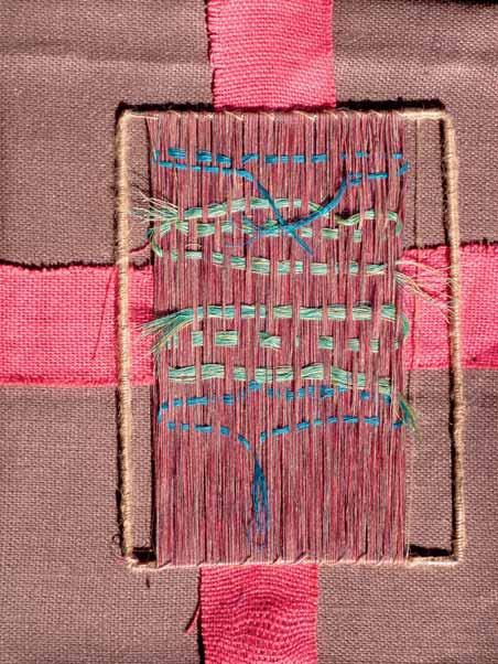 JOANNA LOHN-ZAJĄC Okno 35 x 55 cm, technika mieszana: kolaż, przeplot, 2014 Ukończyła liceum plastyczne w Bułgarii (1983) a następnie ASP w Krakowie, Wydział Malarstwa dyplom w Katedrze Tkaniny