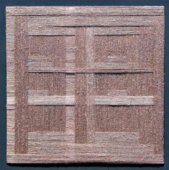 JANUSZ MOTYLSKI Zapis 09 25 x 25 cm, technika: oprzęd, 2014 Urodził się w Jeleniej Górze. Tworzy w Karpaczu.