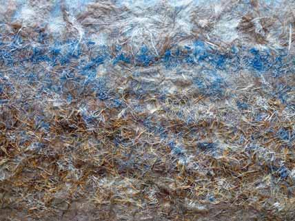 EWA MARIA PORADOWSKA-WERSZLER poza konkursem Błękitny horyzont 40 x 50 cm, technika własna eksperymentalna: wyczeski lniane; przędza lniana, kolorowa, cięta; usztywnianie, 2014 Ukończyła PWSSP