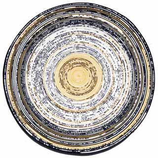 AGATA ZIELIŃSKA-GŁOWACKA Dendrologia osobista I 27 x 27 x 3 cm, technika własna, 2014 Dendrologia osobista II 27 x 27 x 3 cm, technika własna, 2014 Ukończyła ASP w Gdańsku. W 2011 r.