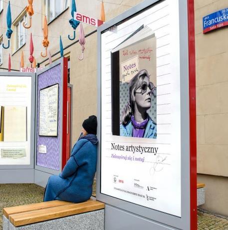 operacyjnych to efekt zakooczenia współpracy z metrem warszawskim w zakresie obsługi nośników reklamowych w wagonach metra oraz zmian w strukturze portfela nośników