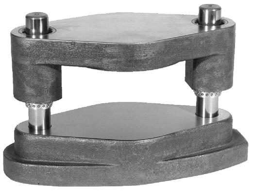 Similar to DIN 9816, shape D Guide type 3 / 4 / 6 Circular working surface, centrally positioned pillars For simultaneous blanking and piercing to close tolerances and flatness.