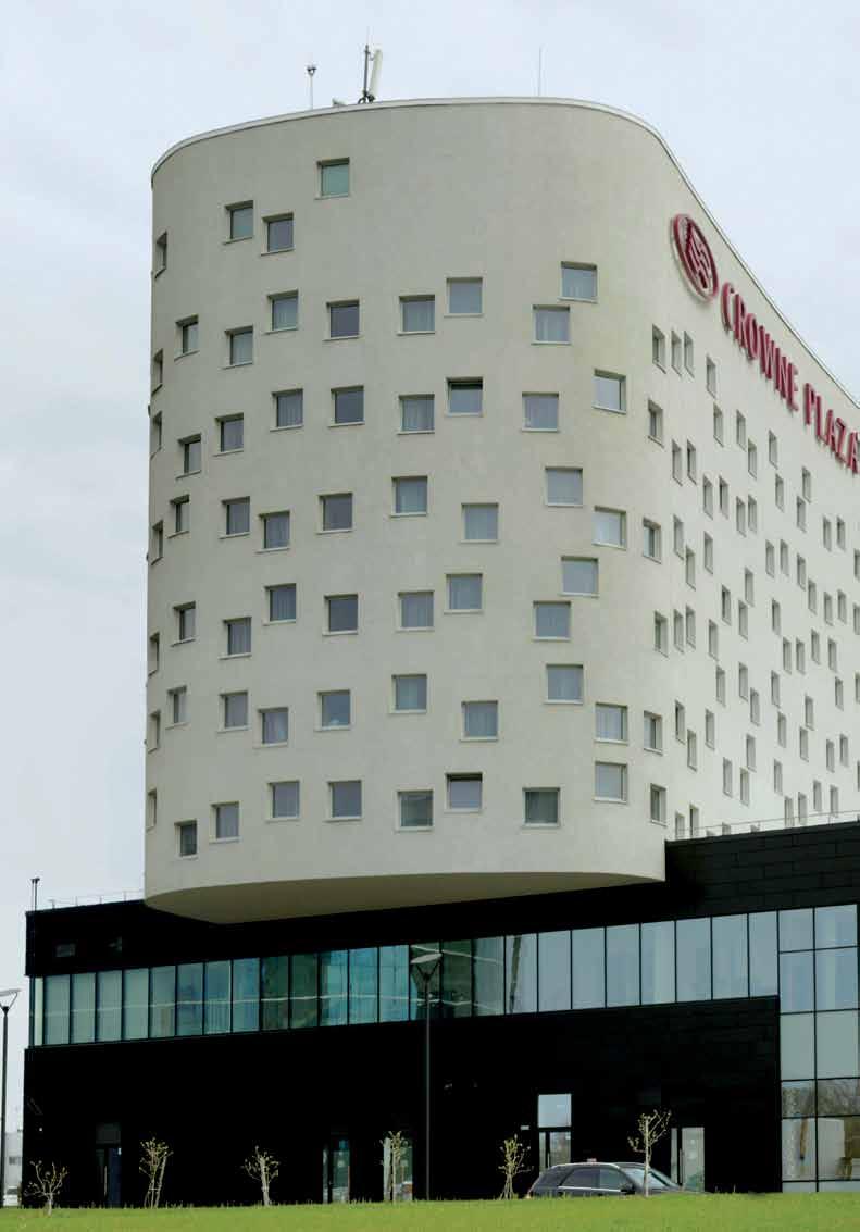 Raport finansowy 2017 warimpex 141 Crowne
